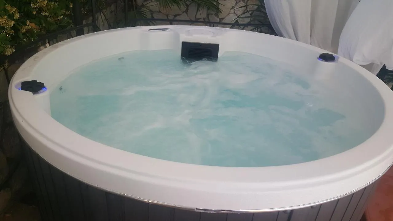 Villa Euthalia Pool And Jacuzzi Etna E Taormina Torre Archirafi 0*,
